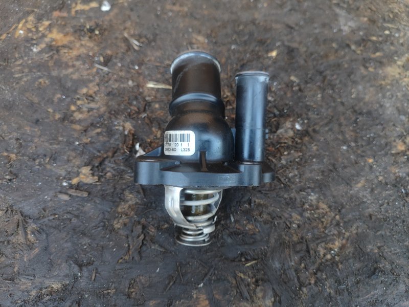 Thermostat housing FORD ESCAPE 12-19 2016
