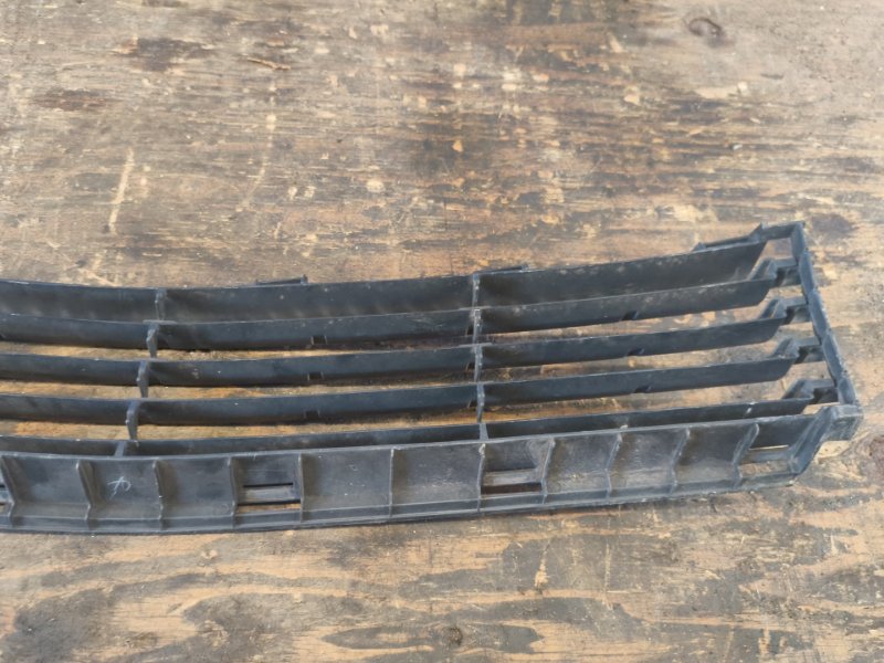 Radiator grille TOYOTA PRIUS - 20 03-11