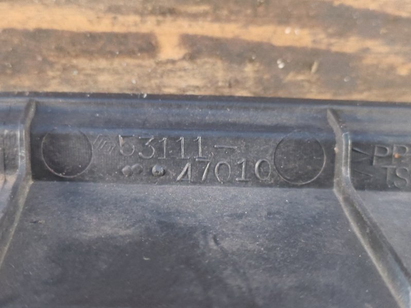 Radiator grille TOYOTA PRIUS - 20 03-11