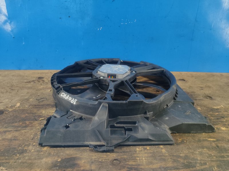 Main radiator fan diffuser BMW X1 E84 09- 2015