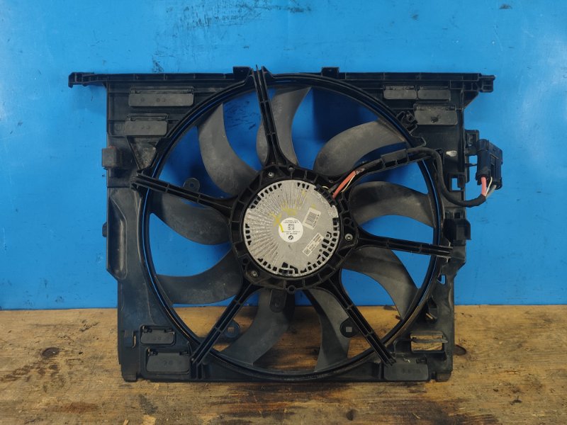 Main radiator fan diffuser BMW 5 SERIES (F10) 11-13