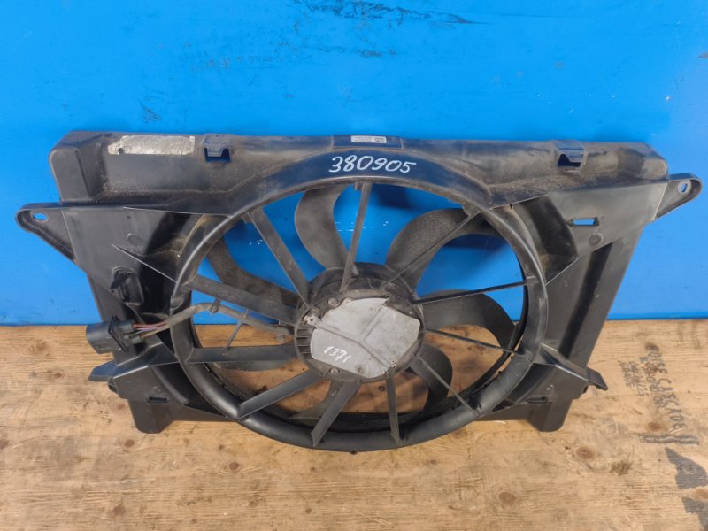 Main radiator fan diffuser CHRYSLER PACIFICA 16-20 2017
