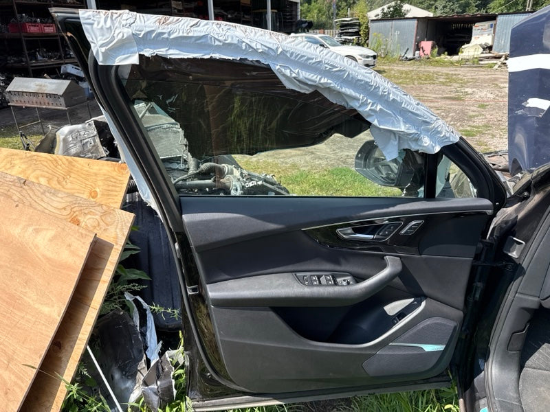 Door AUDI Q7 15-19 2018 Front Left