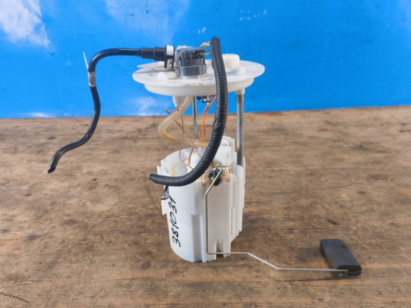 Fuel pump FORD ESCAPE 12-19 2016