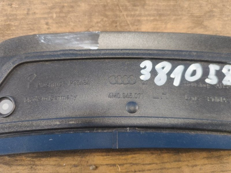 Reflector L left AUDI Q7 15-19 2018 Front