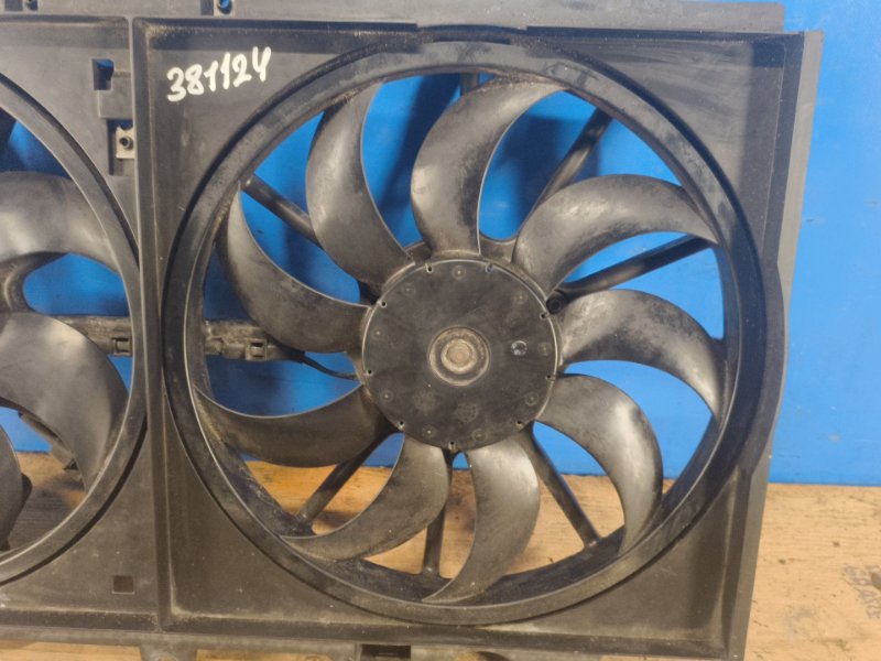 Main radiator fan diffuser INFINITI Q50 15-20 2014