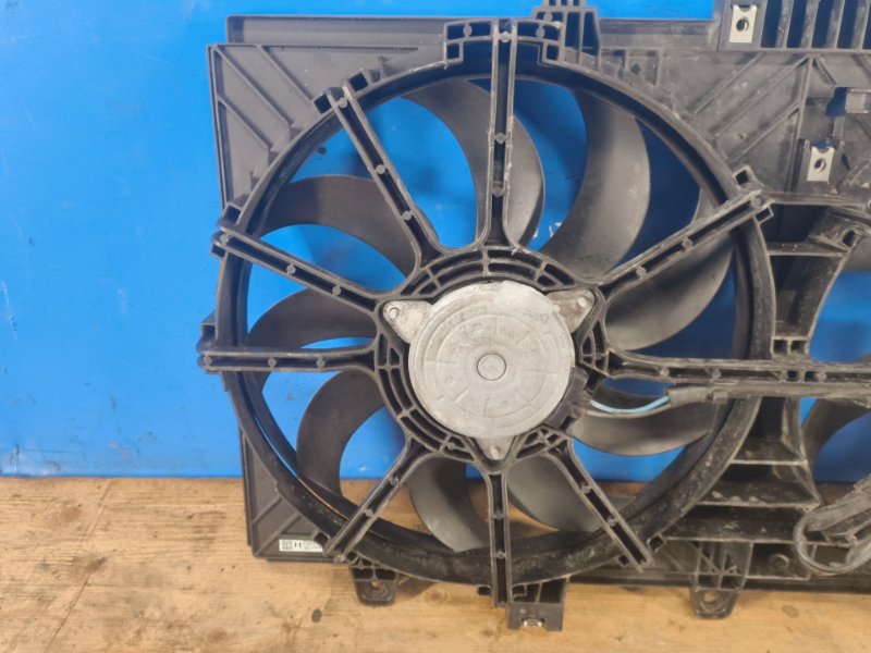 Main radiator fan diffuser INFINITI Q50 15-20 2014