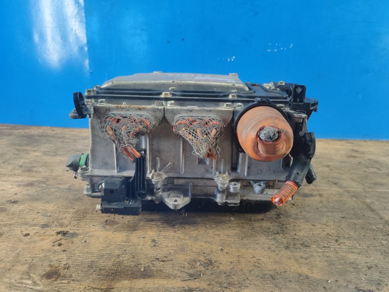 Inverter TOYOTA PRIUS - 30 09-17 2012