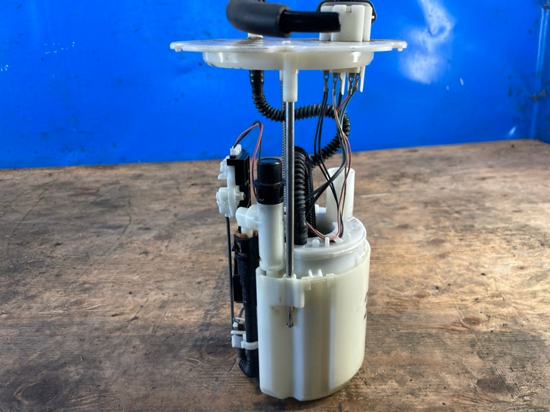 Fuel pump INFINITI G25/G35/G37/Q40 06-14 2011