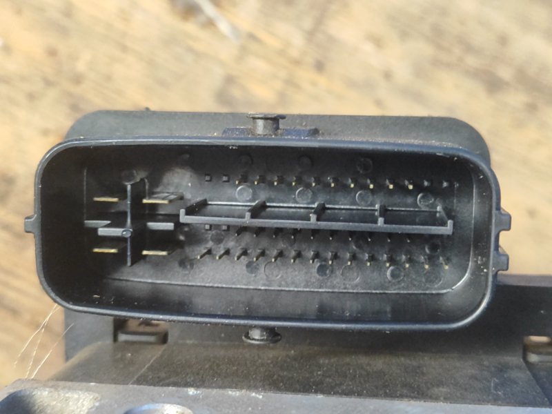 ABS unit LEXUS RX300/330/350/400 03-09