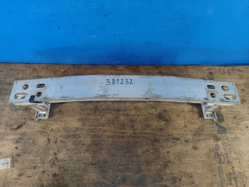 Front bumper reinforcement TOYOTA PRIUS - 30 09-17 2012