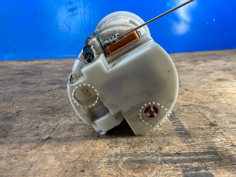 Fuel pump NISSAN PATHFINDER R51 04-14 2004