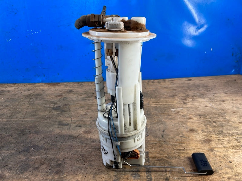 Fuel pump NISSAN PATHFINDER R51 04-14 2004