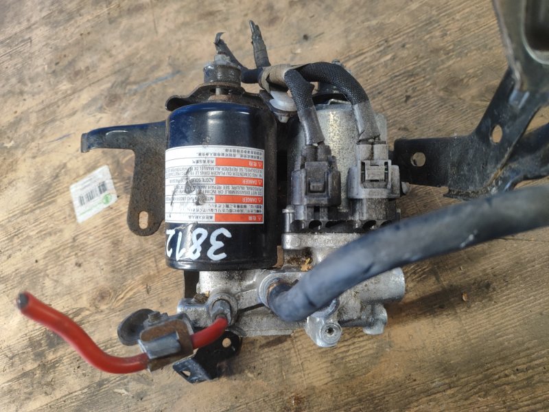 ABS unit TOYOTA PRIUS - 30 09-17 2012