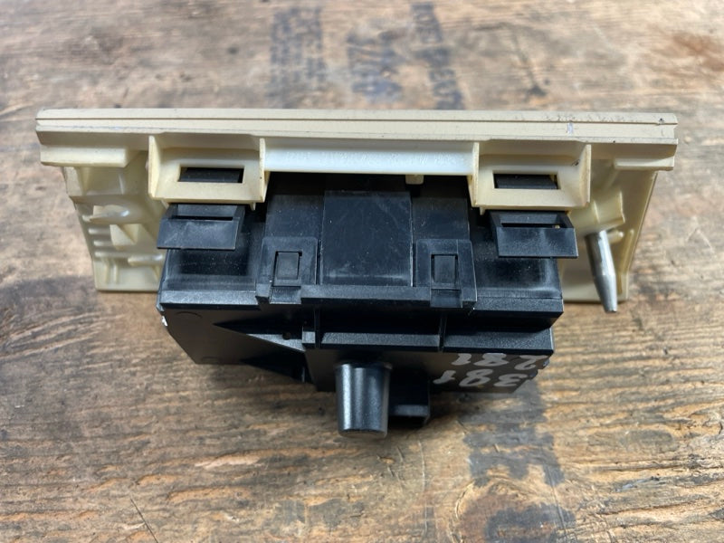 Lighting control unit BMW 3 SERIES (E90-E93) 2005–2014 2009