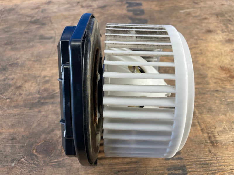Stove motor INFINITI G25/G35/G37/Q40 06-14 2011