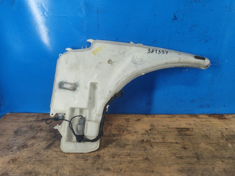 Washer reservoir BMW 3 SERIES (E90-E93) 2005–2014 2010