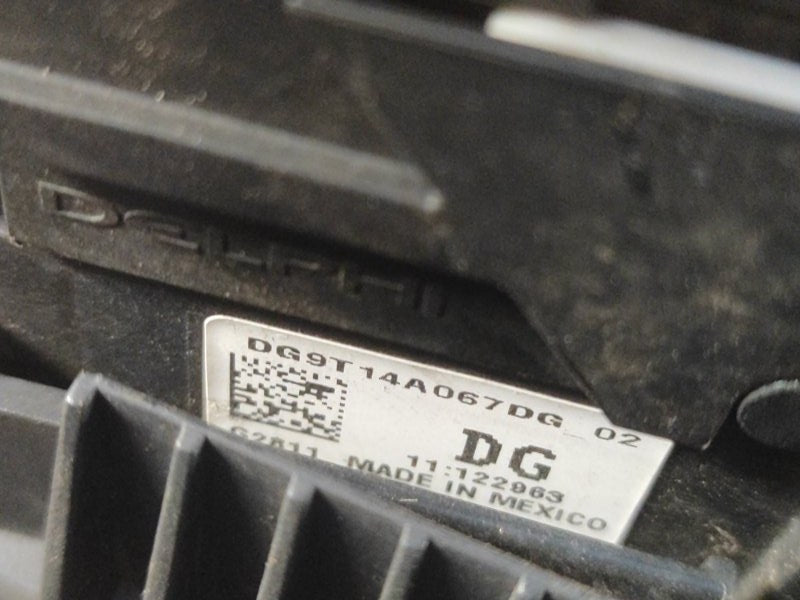 Engine compartment fuse box FORD FUSION 14- 2014