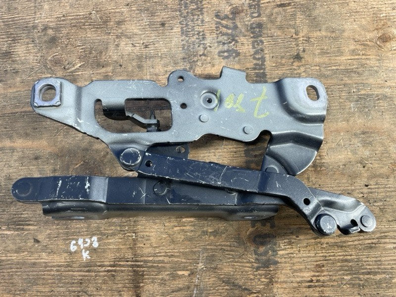 Hood hinge BMW 5 SERIES (F10) 11-13 2012 Right