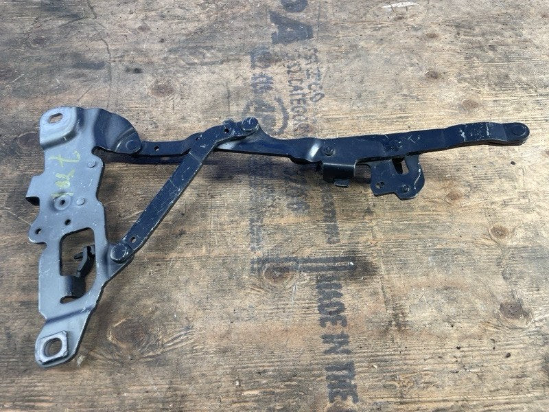 Hood hinge BMW 5 SERIES (F10) 11-13 2012 Right