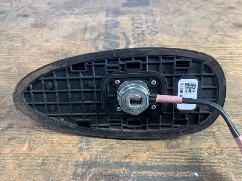 Antenna NISSAN X-TRAIL/ROGUE T32 13-20 2017
