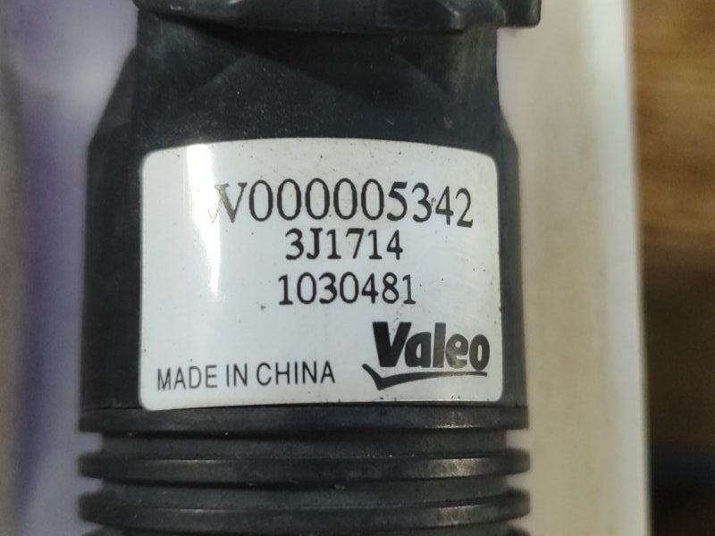 Washer reservoir TOYOTA AVALON 05-12 2010