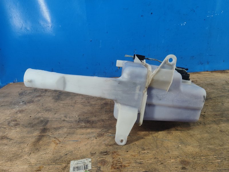Washer reservoir TOYOTA AVALON 05-12 2010