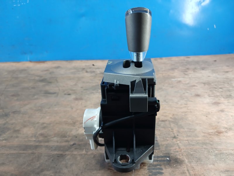Automatic transmission gearshift linkage TOYOTA PRIUS - 20 03-11 2008