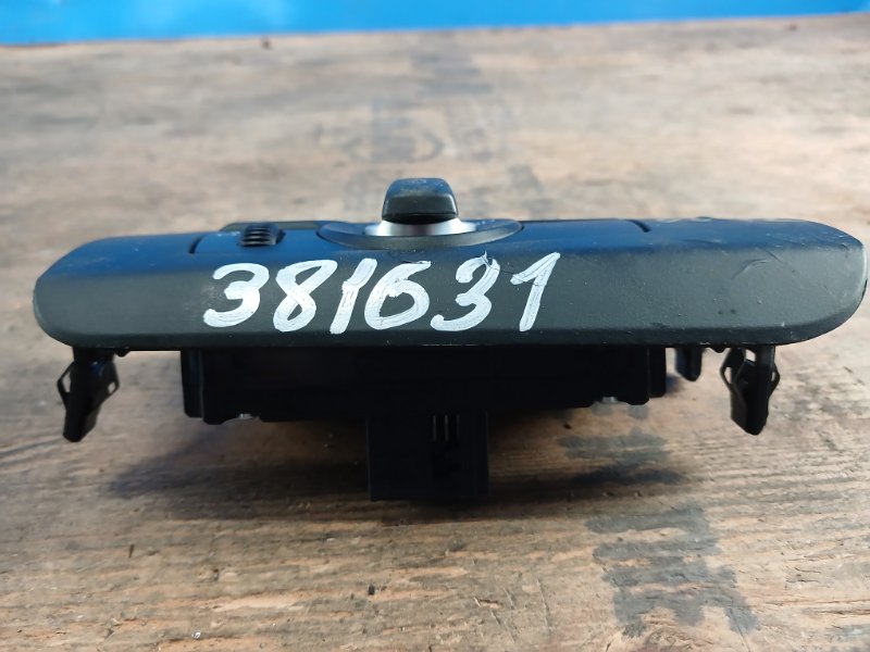 Lighting control unit BMW X5 (E70) 07-13 2011
