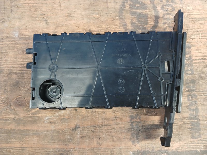 Cup holder BMW 3 SERIES (E90-E93) 2005–2014 2010