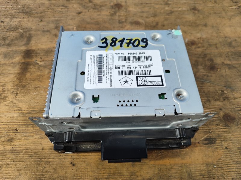 Radio tape recorder DODGE JOURNEY 08-20 2015