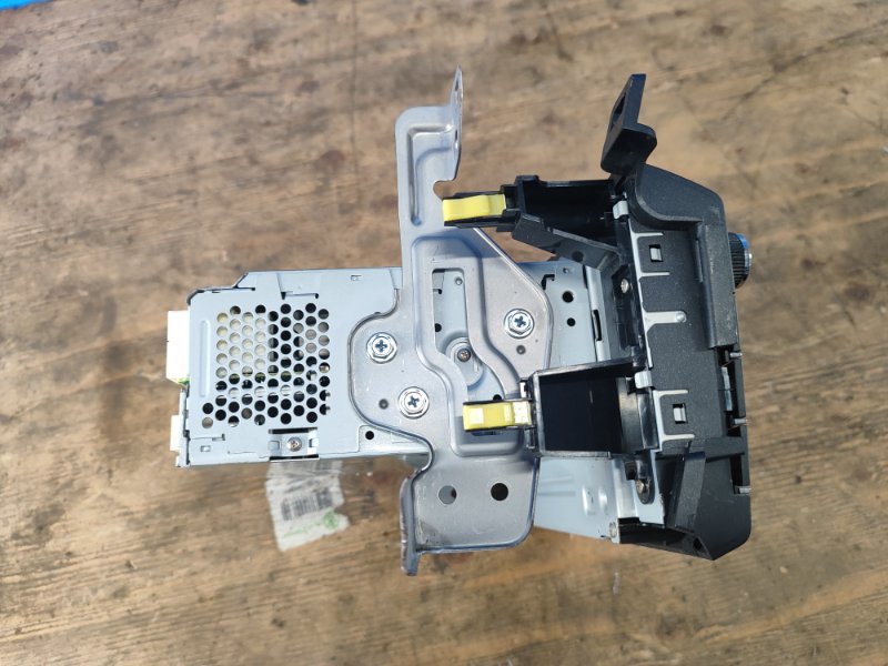 Radio tape recorder TOYOTA RAV4 13-19 2016
