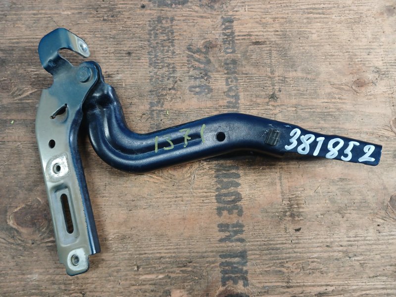 Hood hinge CHRYSLER PACIFICA 16-20 2017 Right