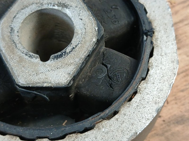 Engine mount JEEP RENEGADE (BU) 14- 2015 Rear Left