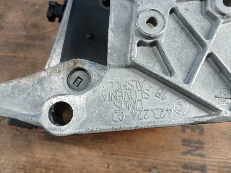 Brake pedal BMW 3 SERIES (E90-E93) 2005–2014 2010