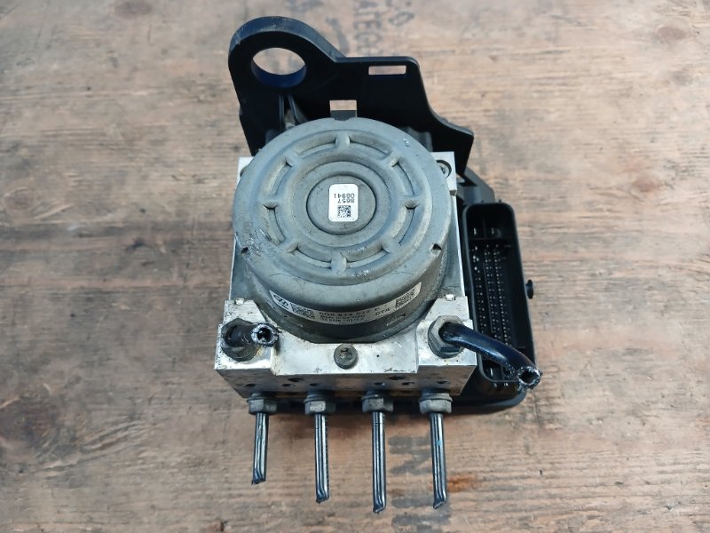 ABS unit AUDI A3 (8V) 12–17 2014