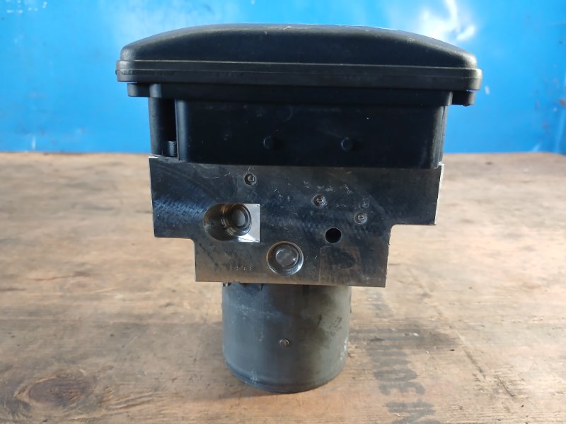 ABS unit BMW X5 (E70) 07-13 2011