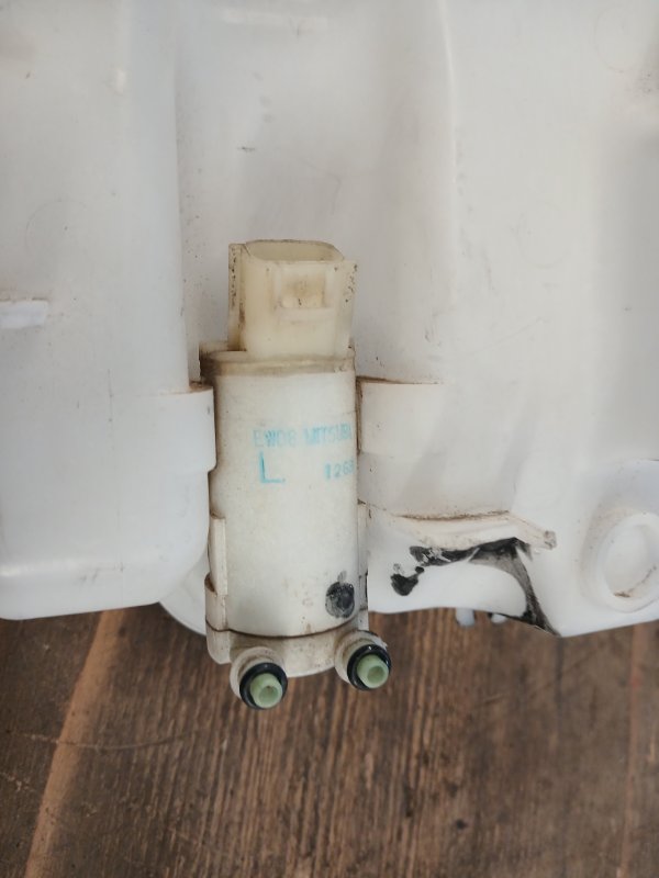 Washer reservoir MITSUBISHI ASX / OUTLANDER SPORT 10-21 2011