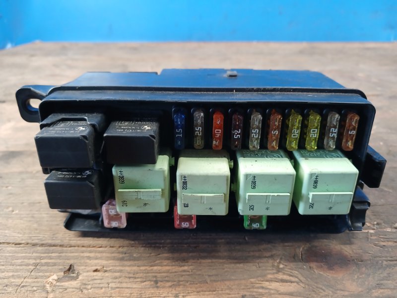 Fuse box MINI COOPER S CLUBMAN R55 05-14 2008