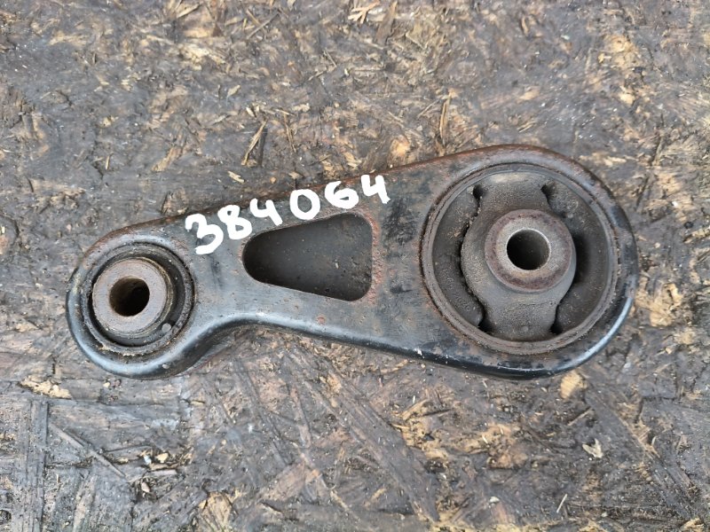 Lower engine mount TOYOTA PRIUS - 20 03-11 2008